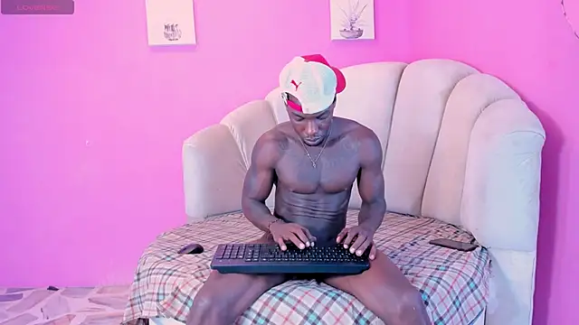 Snapshot of kingmaverickx chatting on 09-27-25, 11:59 kingmaverickx online show from 09-27-25, 11:59