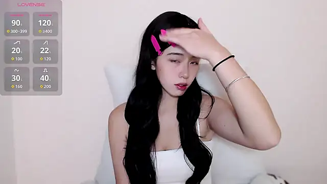 Wfrost0707 online show from 10-27-25, 06:17