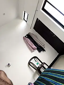 Chanderi19 online show from 10-06-25, 04:32