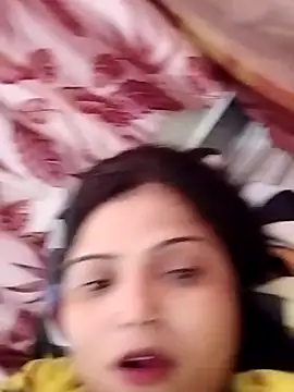 Hot-Pooja25 online show from 05-08-26, 05:35