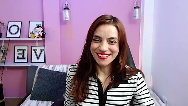 KendallWood  online show from 11-25-25, 08:31