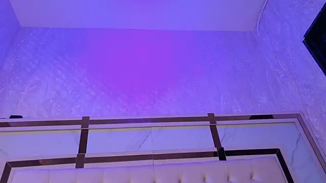 Cameron Hearts online show from 04-19-26, 06:10