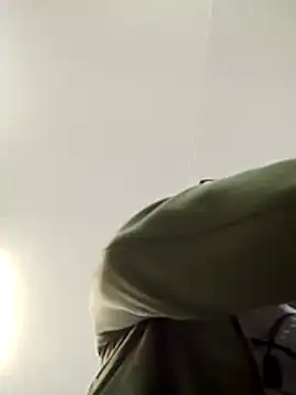 Astrid3 online show from 04-21-26, 07:50