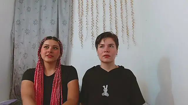 AmbarAndValery online show from 09-13-25, 03:50