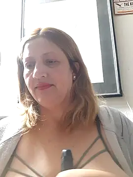 Snapshot of ROOMIINA chatting on 10-30-25, 11:22 ROOMIINA online show from 10-30-25, 11:22