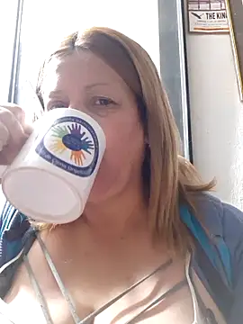 Snapshot of ROOMIINA chatting on 11-06-25, 12:28 ROOMIINA online show from 11-06-25, 12:28