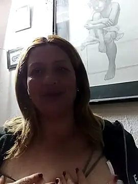 Snapshot of ROOMIINA chatting on 11-19-25, 12:43 ROOMIINA online show from 11-19-25, 12:43