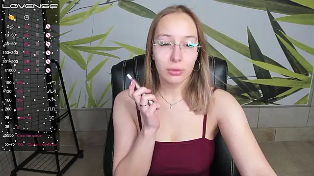 dina sunshine online show from 03-07-26, 12:40