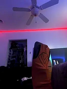 Snapshot of Cartyiii chatting on 10-12-25, 08:19 Cartyiii online show from 10-12-25, 08:19