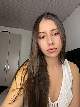 Snapshot of Viithoney chatting on 12-23-25, 05:16 Viithoney online show from 12-23-25, 05:16