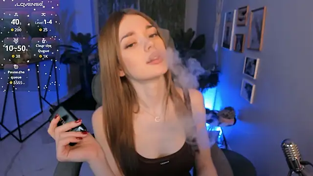 Snapshot of FlexyFox chatting on 02-10-26, 03:16 FlexyFox online show from 02-10-26, 03:16