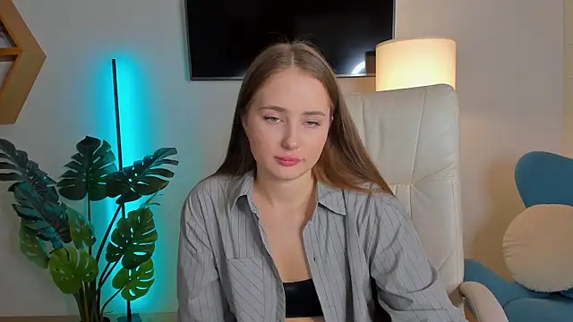 Sweet  Amily online show from 09-11-25, 12:16