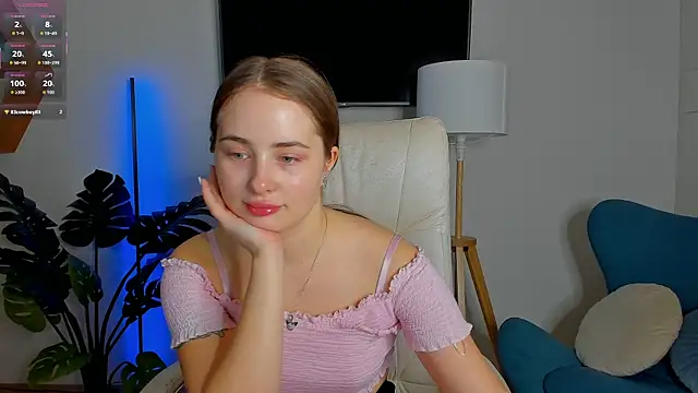 Sweet  Amily online show from 10-01-25, 06:19