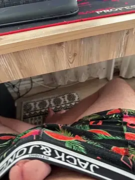 dicksmallll online show from 09-30-25, 01:16