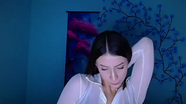 AlisaBubbles online show from 11-27-25, 12:40