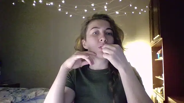 Snapshot of Mireeina chatting on 07-18-26, 07:50 Mireeina online show from 07-18-26, 07:50