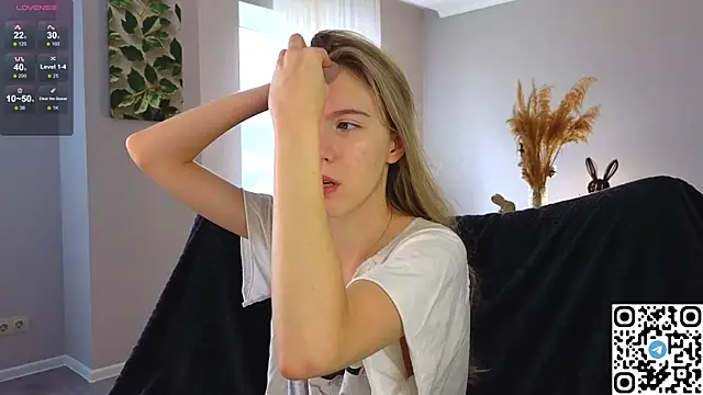 Succubelle online show from 10-11-25, 06:12