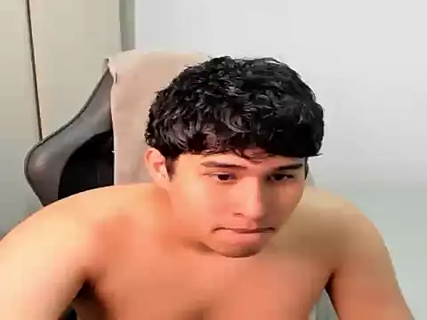 Snapshot of jhony_dickm chatting on 10-20-25, 07:47 jhony dickm online show from 10-20-25, 07:47