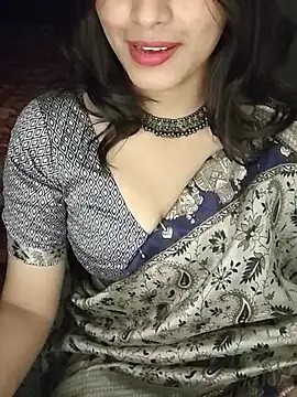 Snapshot of Tanya-mittal chatting on 09-22-25, 05:26 Tanya-mittal online show from 09-22-25, 05:26