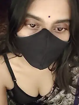 Snapshot of Tanya-mittal chatting on 09-23-25, 05:43 Tanya-mittal online show from 09-23-25, 05:43