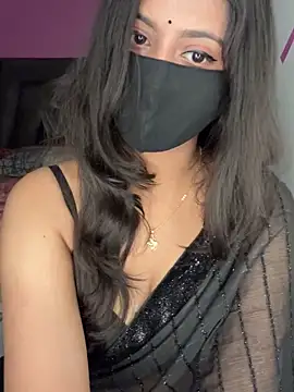 Snapshot of Tanya-mittal chatting on 12-17-25, 12:55 Tanya-mittal online show from 12-17-25, 12:55