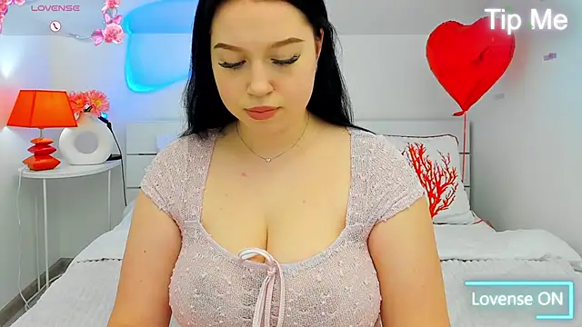 LexiePat online show from 02-14-26, 06:10