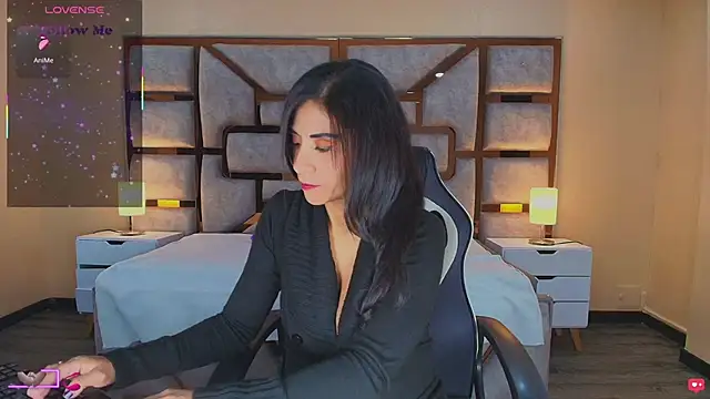 ANABELL BROWN online show from 03-21-26, 07:39