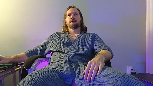 AlbinoAdonis online show from 02-12-26, 03:45