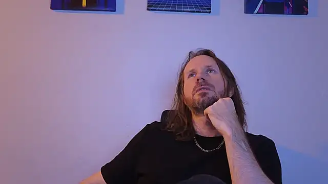 AlbinoAdonis online show from 04-30-26, 01:45