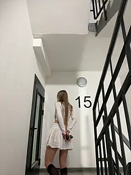 Snapshot of Sugar_Pop chatting on 09-13-25, 07:46 Sugar Pop online show from 09-13-25, 07:46