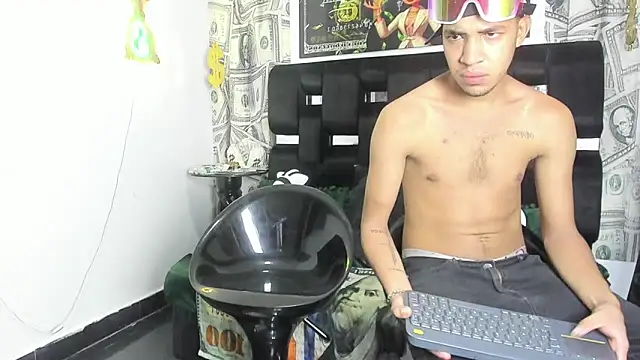 Latin straight0 online show from 09-18-25, 08:27