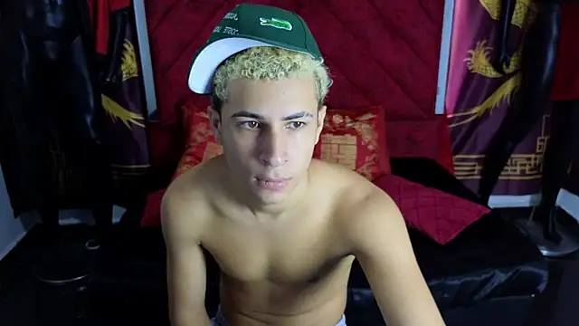 Latin straight0 online show from 10-16-25, 03:13
