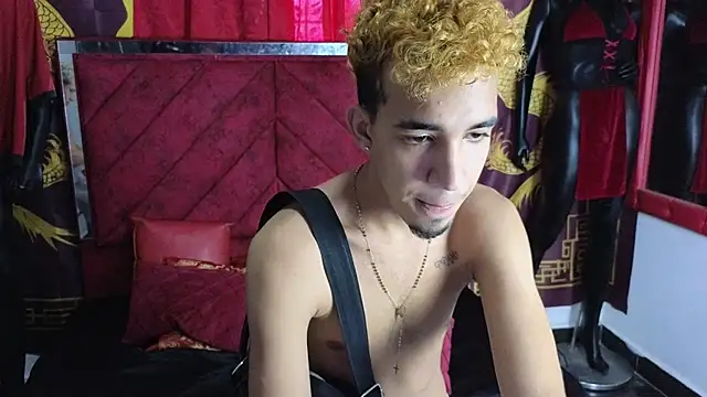 Latin straight0 online show from 10-17-25, 03:14