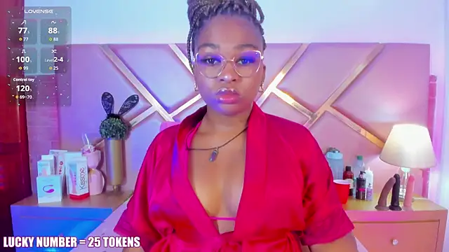 SophieSinclair online show from 03-27-26, 12:27