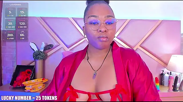 SophieSinclair online show from 07-29-26, 12:03