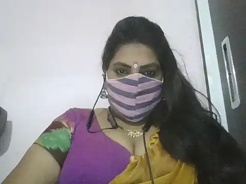 Snapshot of Nisha-telugu chatting on 09-15-25, 07:14 Nisha-telugu online show from 09-15-25, 07:14