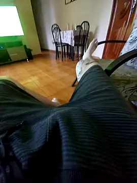 Snapshot of RoddieX chatting on 11-23-25, 08:52 RoddieX online show from 11-23-25, 08:52