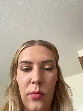AllesandraLove online show from 07-19-26, 07:39