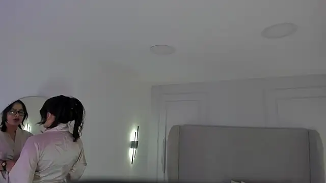Snapshot of Dream_nena chatting on 10-03-25, 04:09 Dream nena online show from 10-03-25, 04:09