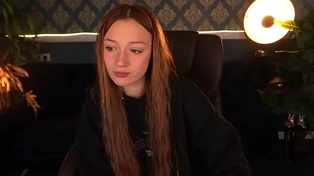 Snapshot of FoxyMayy chatting on 11-15-25, 07:27 FoxyMayy online show from 11-15-25, 07:27