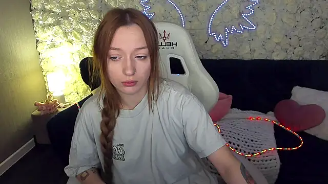 FoxyMayy online show from 03-20-26, 06:29