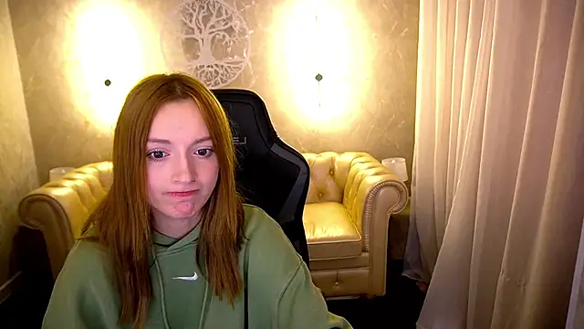 FoxyMayy online show from 07-28-26, 11:17