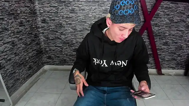 weesley boy online show from 10-08-25, 11:35