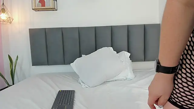 dulce mmg online show from 12-01-25, 07:08