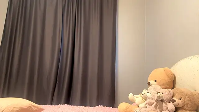 CatherinDream online show from 10-24-25, 02:41