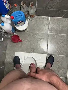 Snapshot of LAZ3R1 chatting on 10-11-25, 09:46 LAZ3R1 online show from 10-11-25, 09:46