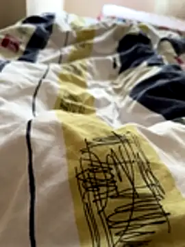 Snapshot of LAZ3R1 chatting on 10-26-25, 10:54 LAZ3R1 online show from 10-26-25, 10:54