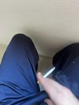 Snapshot of LAZ3R1 chatting on 10-31-25, 11:22 LAZ3R1 online show from 10-31-25, 11:22