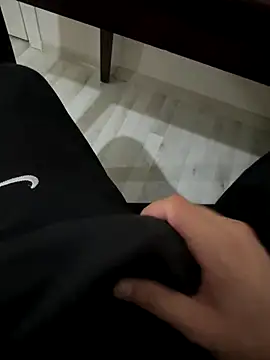 Snapshot of LAZ3R1 chatting on 11-23-25, 09:58 LAZ3R1 online show from 11-23-25, 09:58