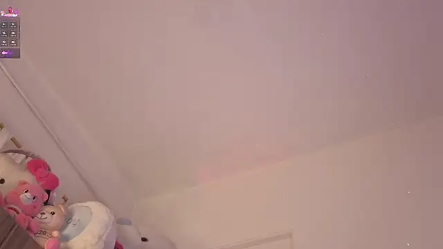 Snapshot of ashlynnlowe_ chatting on 07-09-26, 10:14 ashlynnlowe online show from 07-09-26, 10:14